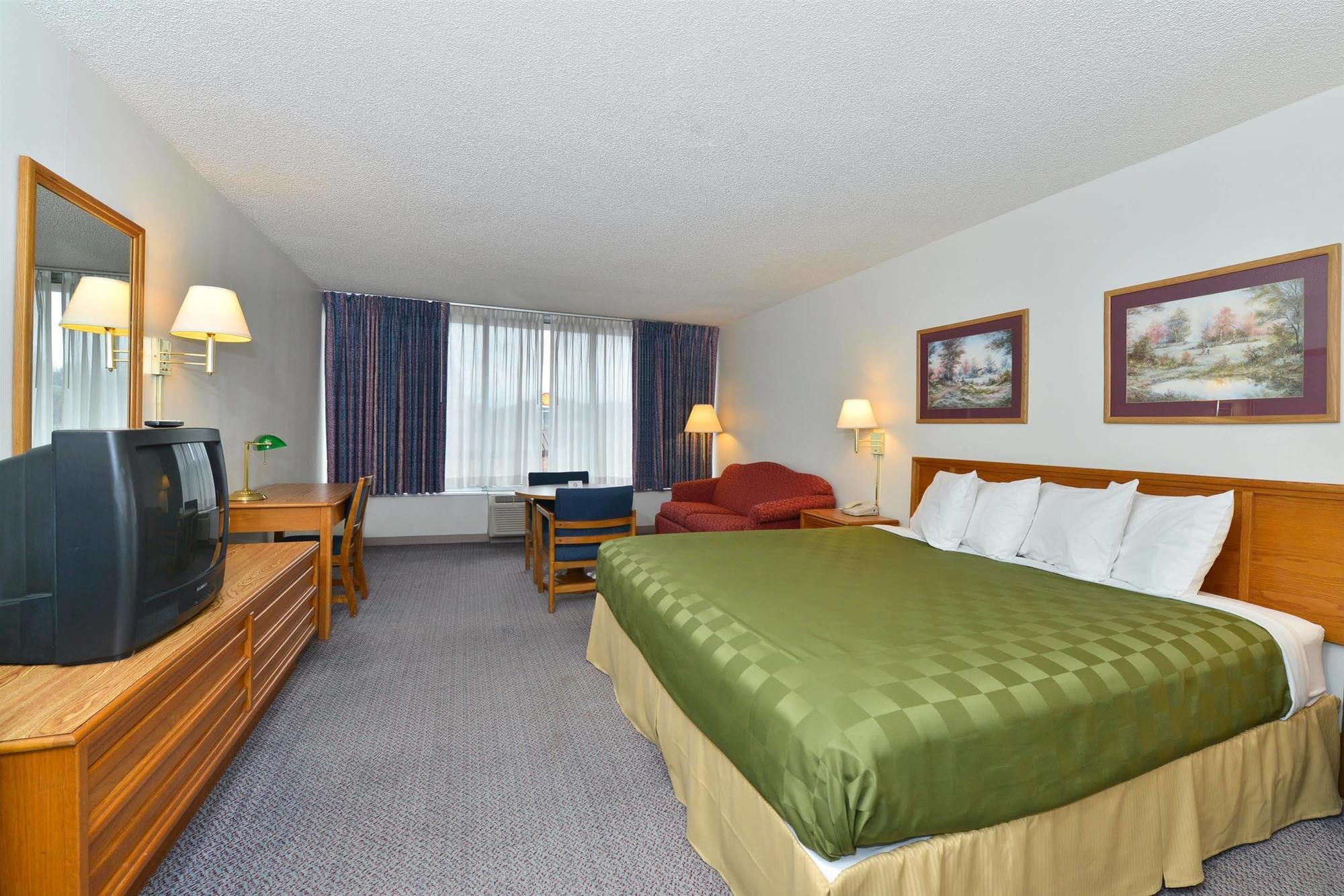 Red Roof Inn Marion, Va Екстер'єр фото
