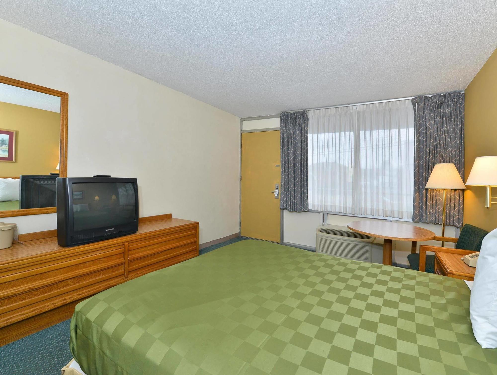Red Roof Inn Marion, Va Екстер'єр фото