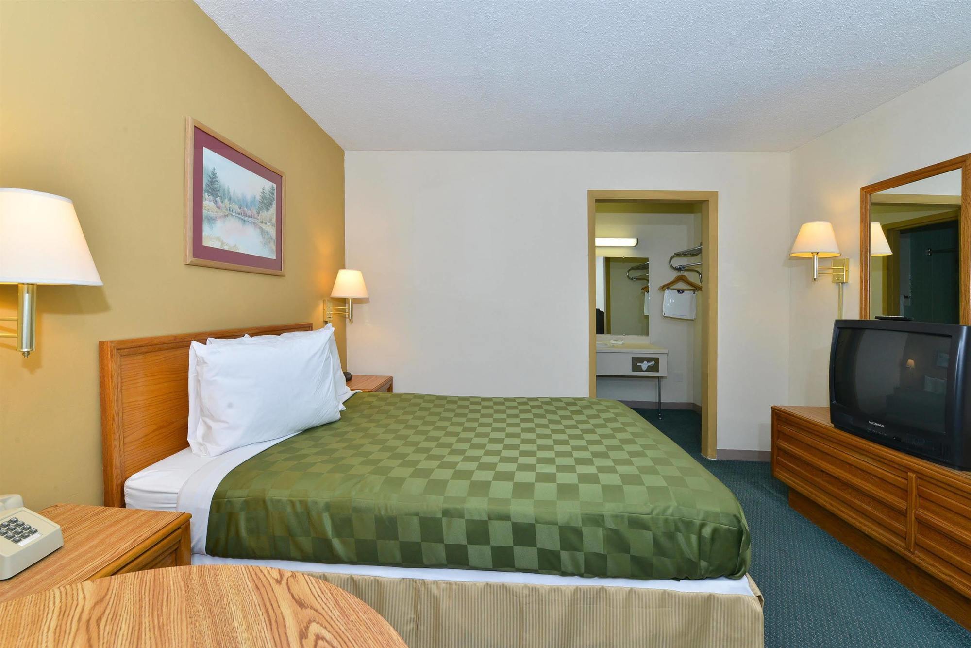 Red Roof Inn Marion, Va Екстер'єр фото